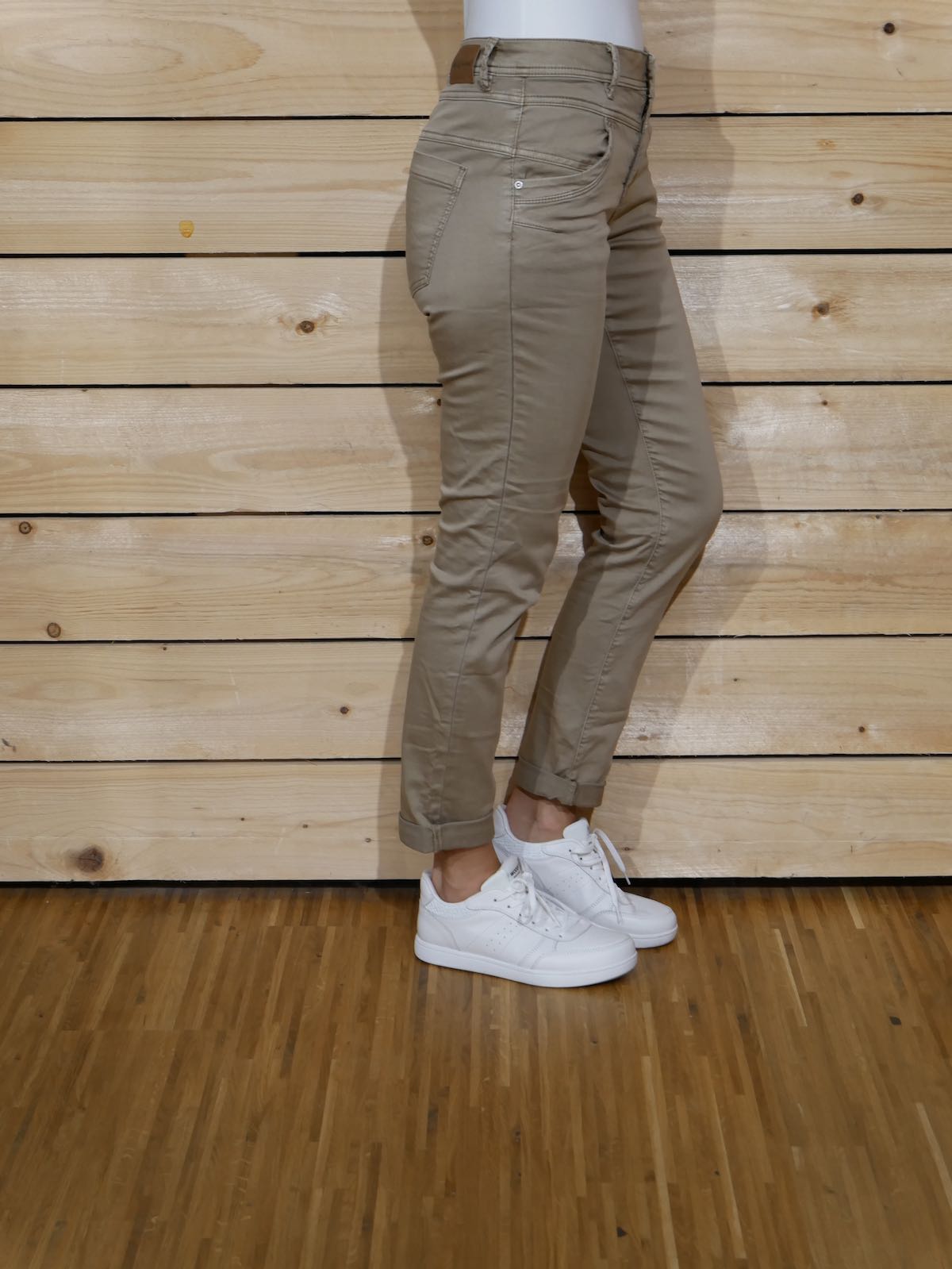 Red Button Hose Relax Jog Colour - latte – Bild 4