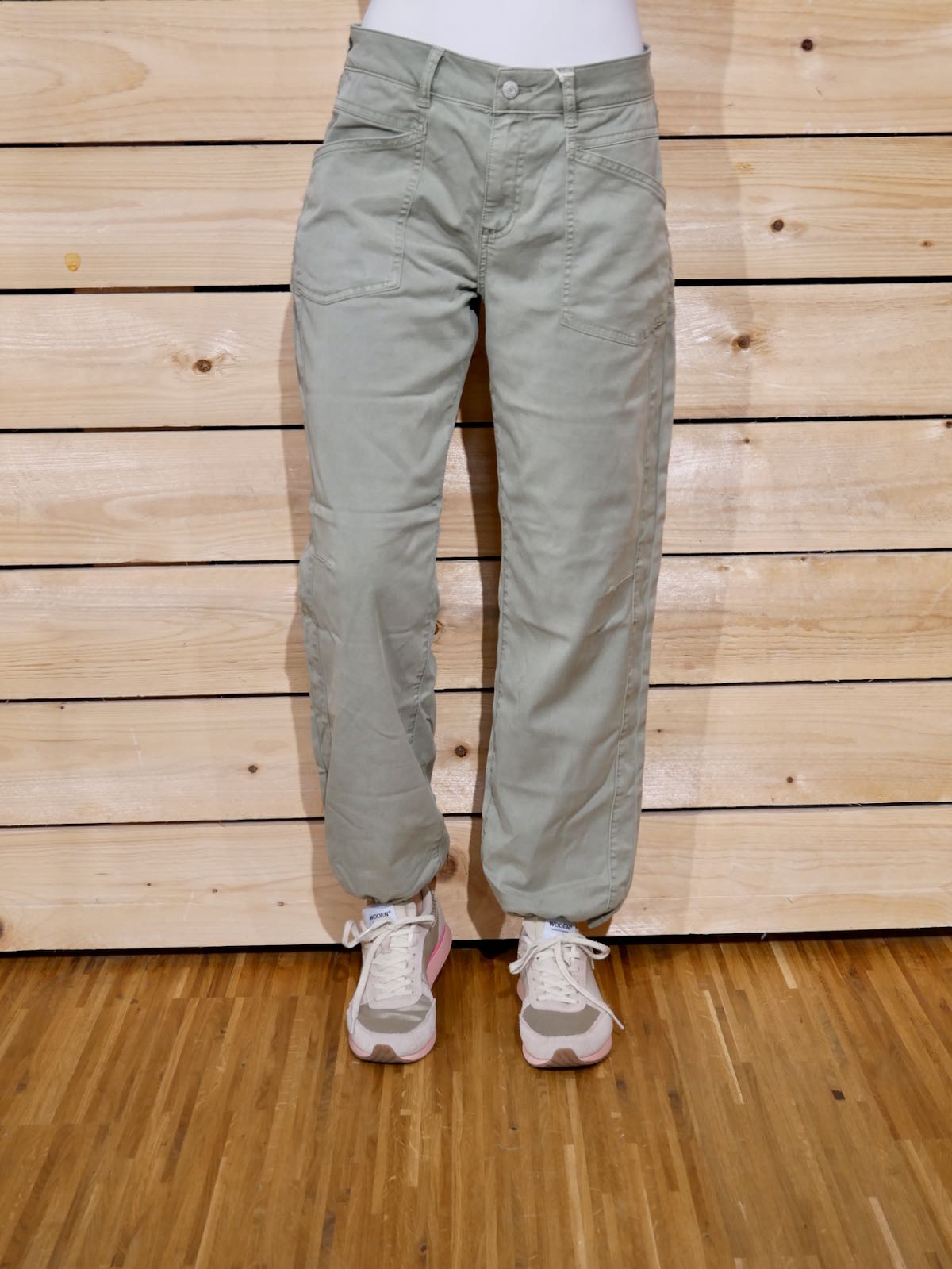Red Button Hose Jules Lyocell Twill - light khaki