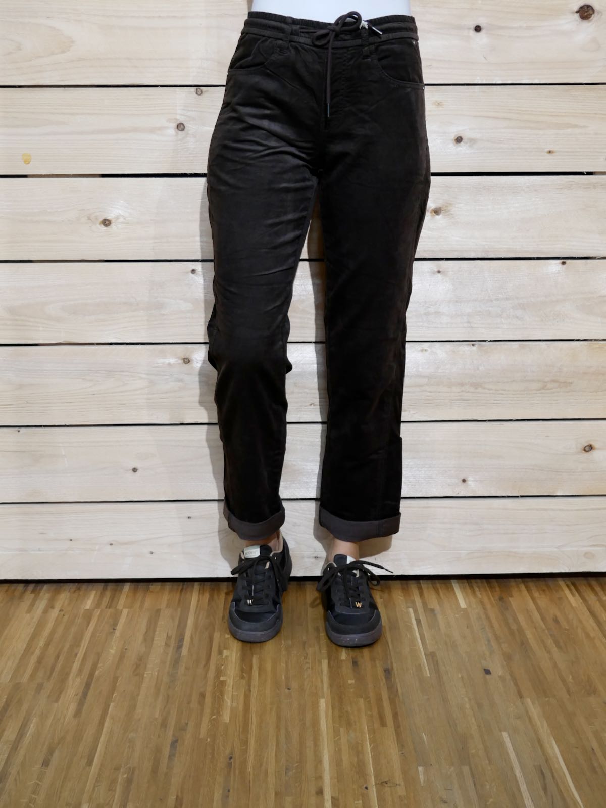 Red Button Hose Kay Cord Jog - Espresso